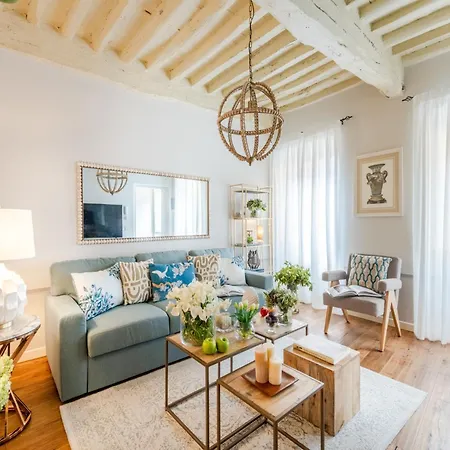 아파트 Contemporary 2 Bedrooms In *
