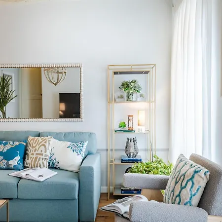 아파트 Contemporary 2 Bedrooms In