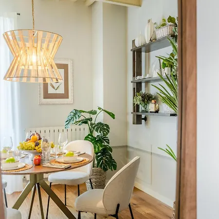 아파트 Contemporary 2 Bedrooms In *